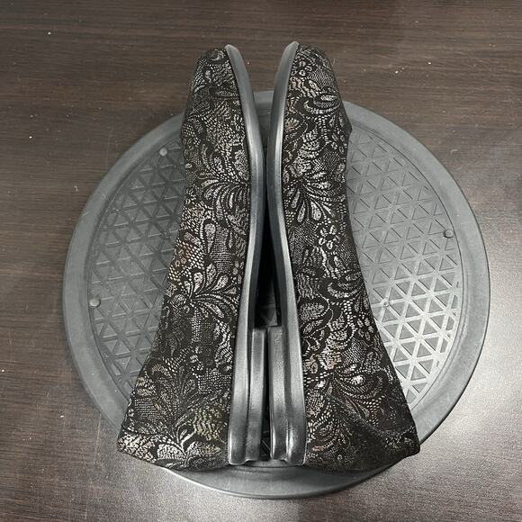 SAS Womens Size 9M Scenic Floral Ballet Flats Black Suede Comfort Shoes - Picture 8 of 10